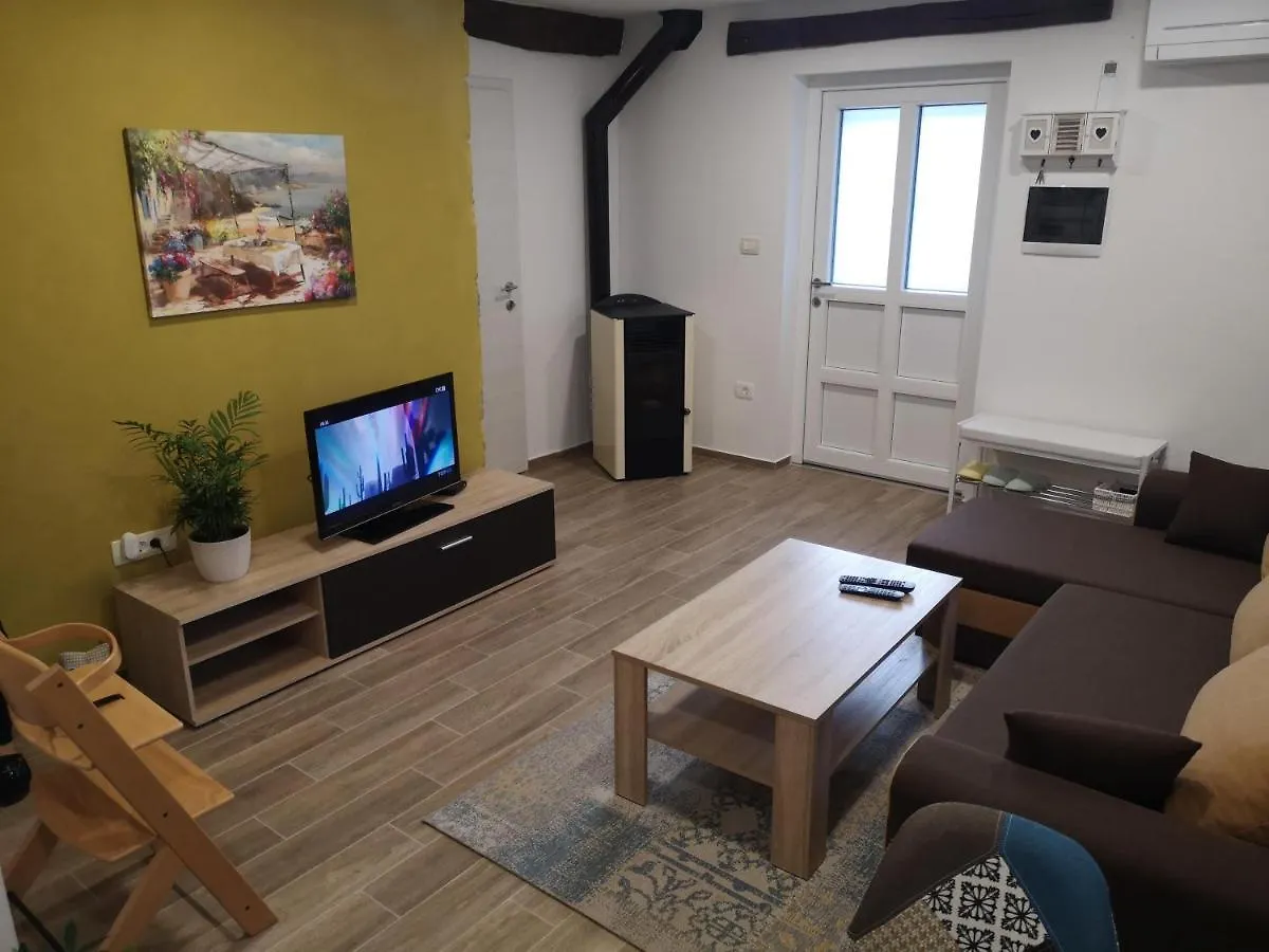 Apartment Mija Padna